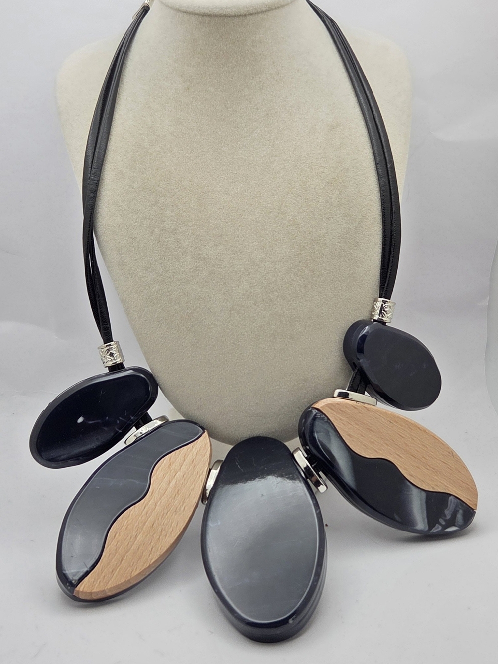 Cato Statement Necklace Wood Resin Bib Black Natural Tone 24"